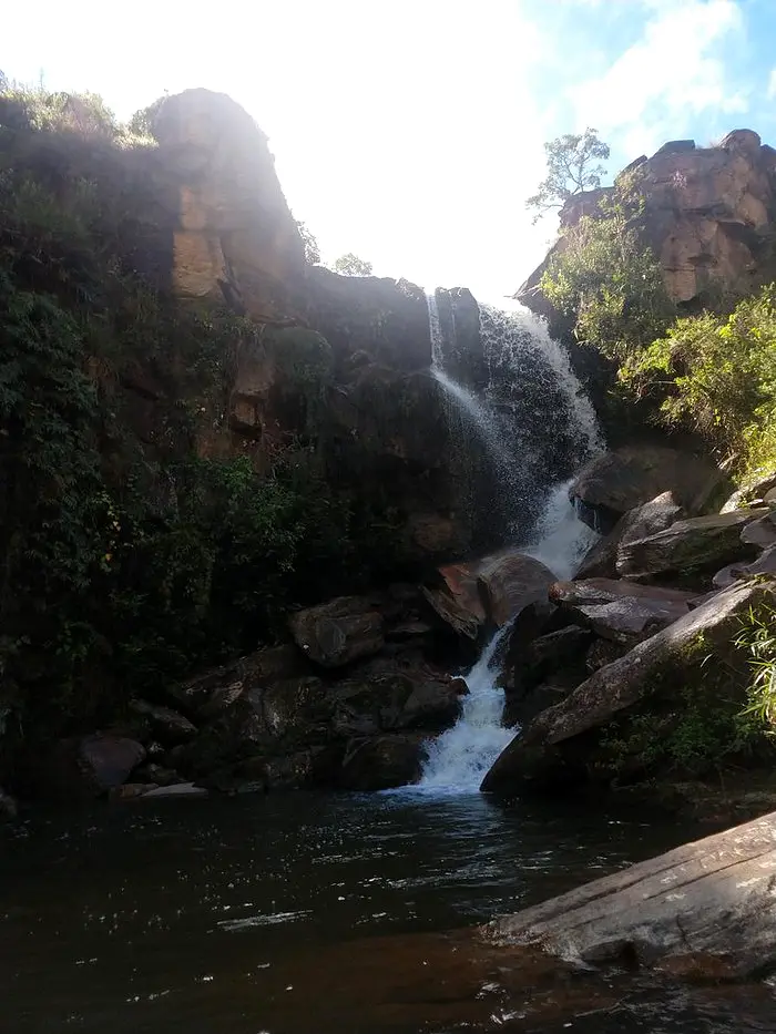Poço e queda d’água na Cachoeira da Geladeira